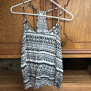 Old navy tank size extra small